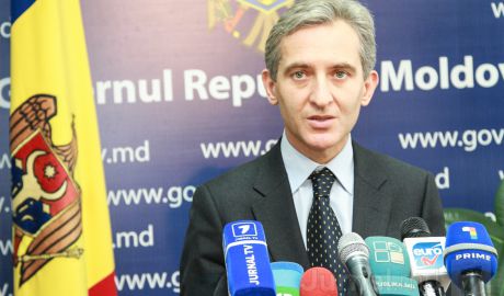 Guvern minoritar, înseamnă un pas înapoi în parcursul european al Republicii Moldova, afirmă Iurie Leancă. Foto: unimedia.info