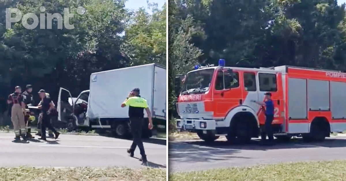 Accident în Capitală: Un camion a derapat și s-a răsturnat într-un șanț.