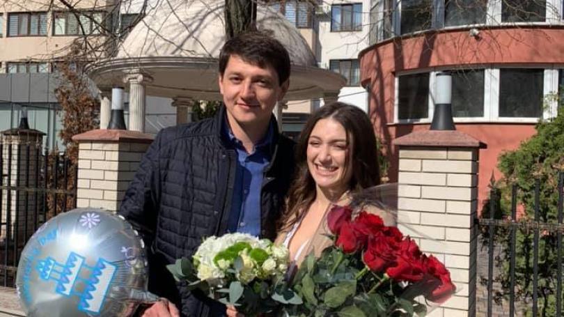 Дочь Стояногло пытается через суд снять арест с квартиры.