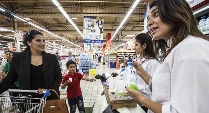 Prețurile produselor alimentare la nivel global monitorizate de către FAO au scăzut în martie.