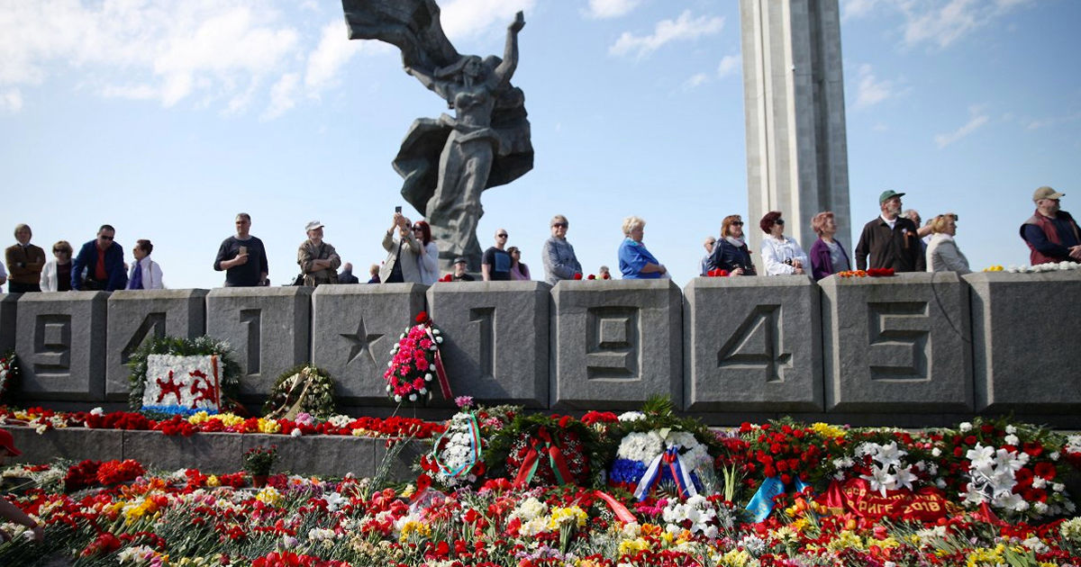 В Латвии обещают серьезную подготовку к 9 мая, опасаясь провокаций.