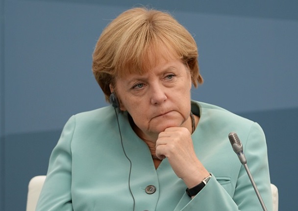 "Islamul face parte din Germania", a declarat luni Angela Merkel, care a reiterat că este "cancelarul tuturor germanilor" și și-a anunțat participarea, alături de președintele german Joachim Gauck.