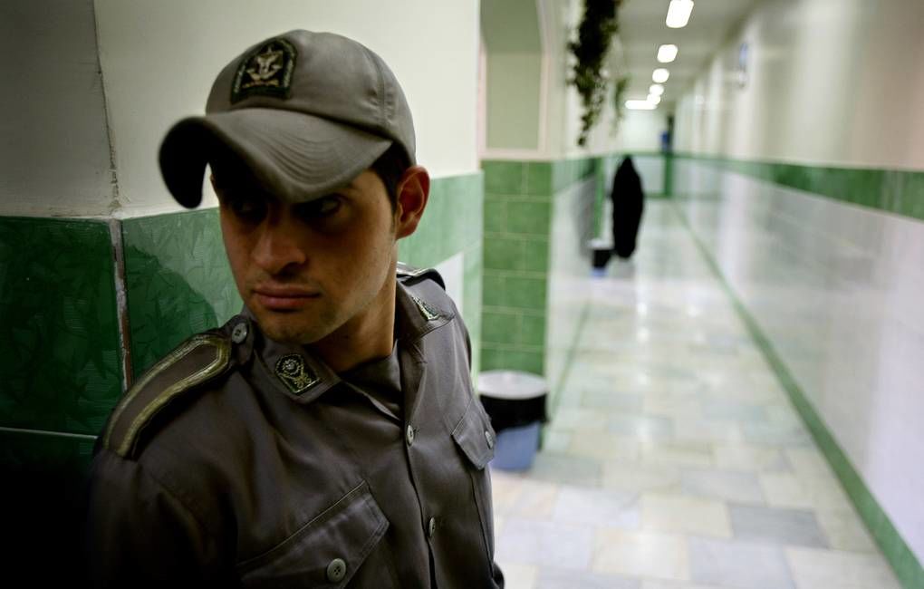Предполагаемого агента ЦРУ приговорили к смертной казни в Иране.