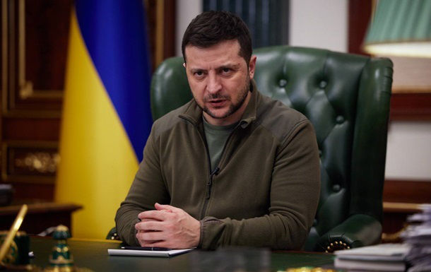 Зеленский попросил у Португалии танки и БТР.