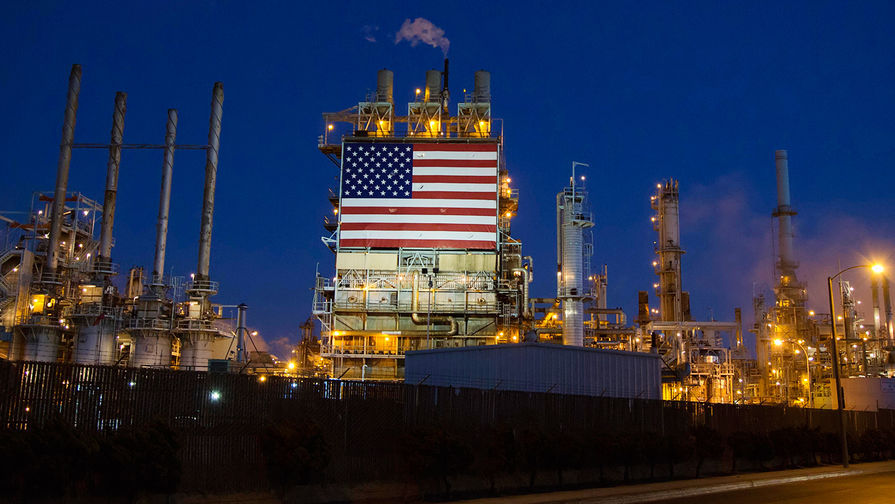 США анонсировали рекордную добычу нефти в 2023 году.