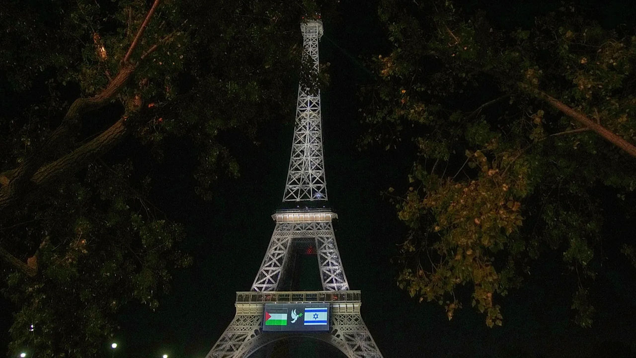 Franța a recunoscut statul Palestina.