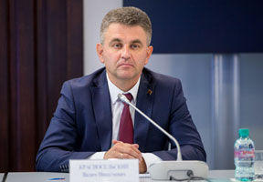 Preşedintele autoproclamatei RMN, Vadim Krasnoselski.