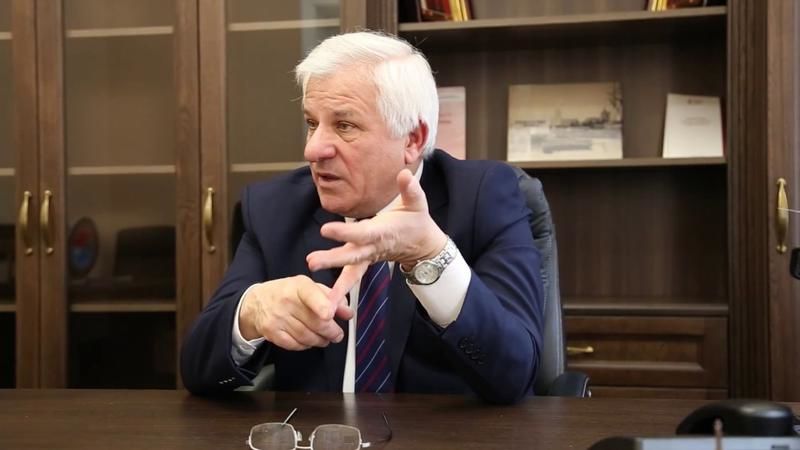Председатель Союза адвокатов Молдовы Эманоил Плошницэ обвиняется в мошенничестве 