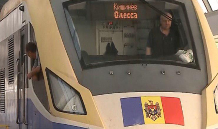  С 23 сентября поезд начнет ездить четыре раза в неделю, с четверга по воскресенье.