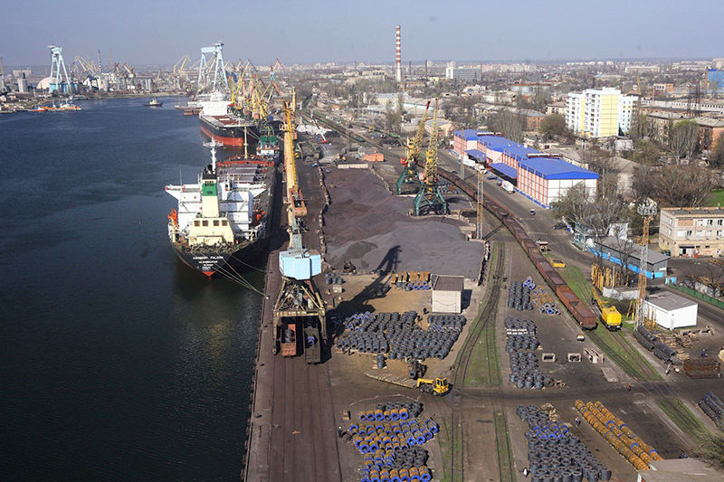 В украинском порту найден груз селитры больше, чем в Бейруте.