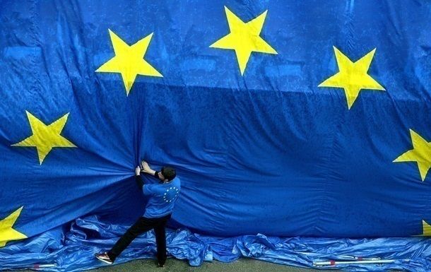 Еврокомиссия хочет ускорить процесс остановки безвизового режима.