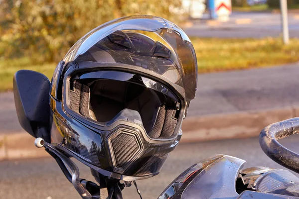 Un tânăr de 20 de ani a murit după ce s-a răsturnat cu motocicleta la Sângerei.