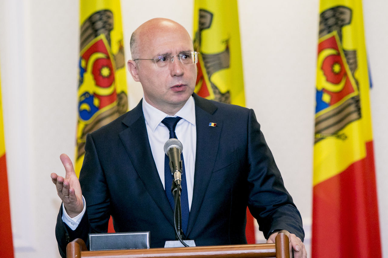 Премьер-министр Павел Филип войдет в состав Парламента нового созыва.