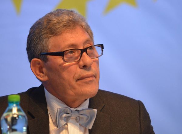 Ghimpu a refuzat aseara postul de presedinte al Parlamentului, spune Renato Usatii.