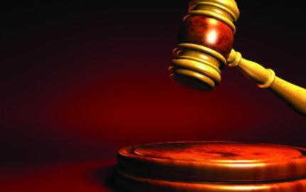 В соответствии с действующим законодательством, протестующим, проявившим агрессию, грозит штраф от 200 до 1000 условных единиц или срок лишения свободы до 4 лет.
