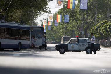 Aceeasi situatie este si pe zona Complexului Memorial „Eternitate” pe str. Izmail, tronsonul str. P Halippa – str. A. Mateevici, incepand cu ora 08.00.