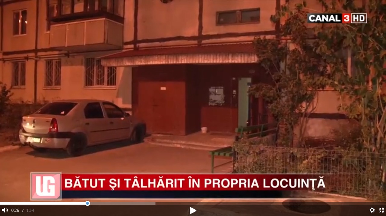 Un bărbat a fost bătut şi tâlhărit noaptea trecută în propria locuinţă. Foto: captura video