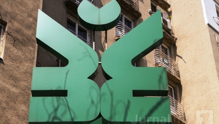 Государство потеряло примерно половину пакета акций Banca de Economii, единственного банковского учреждения с государственным капиталом.