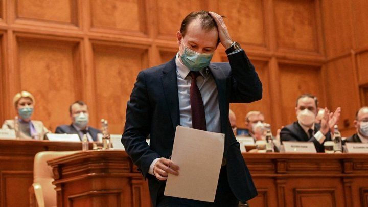 В Румынии решается судьба правительства Кыцу.