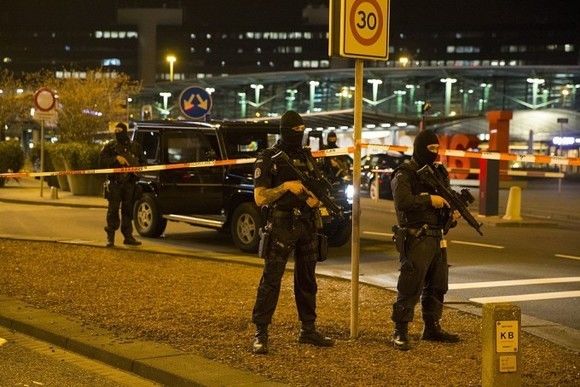 Schimb de focuri în Amsterdam: Un mort și doi răniți. Foto: click.ro