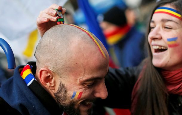 Маленькая страна на окраине Евросоюза привлекает все больше внимания.