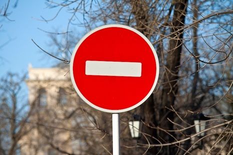 Ограничения связаны с благоустройством кладбищ в преддверии Родительского дня, а также с их уборкой и вывозом мусора.