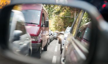 InfoTrafic 17:00: Flux majorat de transport. Străzi de ocolit.