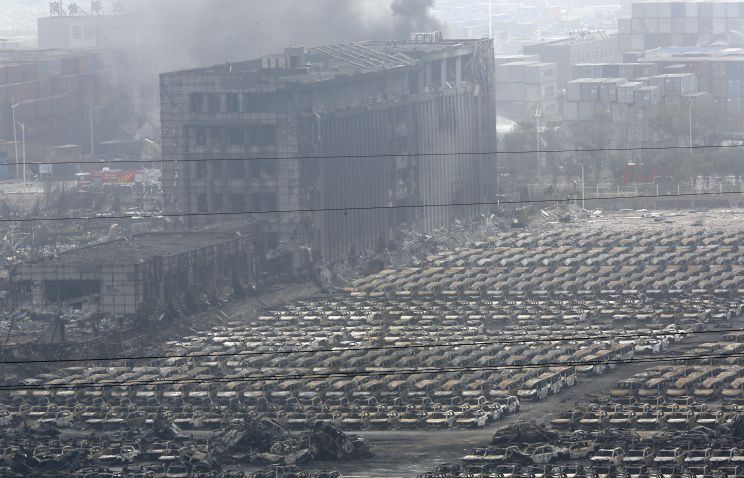 Последствия взрыва на складе в Тяньцзинь. Фото: AP
