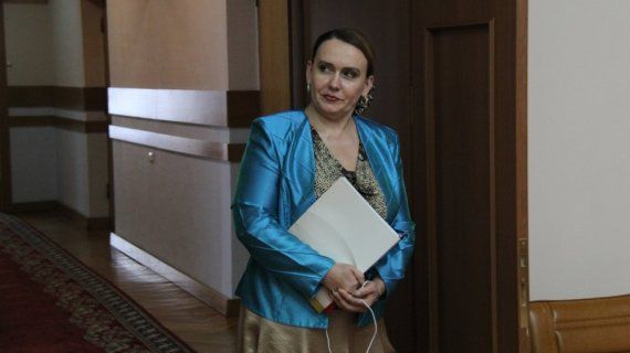 Глава совета Виорика Кэраре.