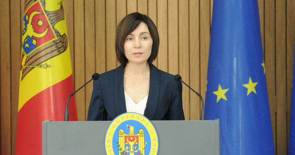 Санду: "Другое правительство не получит помощь от Румынии".