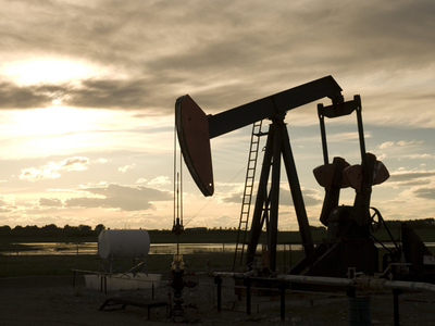 Proiect de lege, în Iran, de blocare a navelor care transportă petrol spre UE prin Golful Persic (Imagine: Shutterstock)