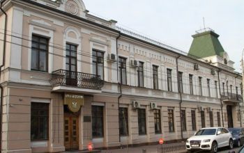 Preşedinte al Consiliului Băncii de Economii din septembrie 2010 este Viaceslav Mămăligă, consilier al Ministrului Finanţelor.