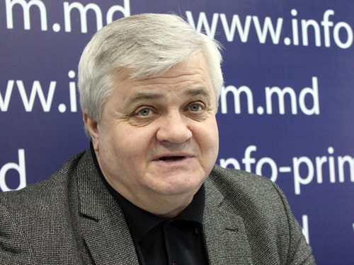 Политический аналитик констатировал, что АЕИ озабочен больше внутренней борьбой.