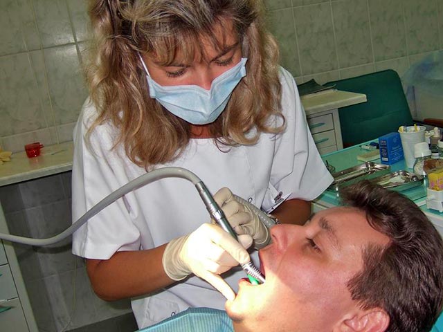 В число лучших специальностей также вошли финансовый аналитик, инженер-программист, дантист, оптик, физиотерапевт, логопед.