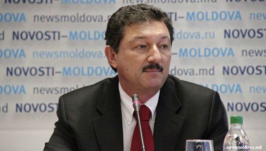 Политолог Николай Киртоакэ утверждает, что уход из ПКРМ депутата Сергея Сырбу свидетельствует о кризисе в партии. Фото: trm.md