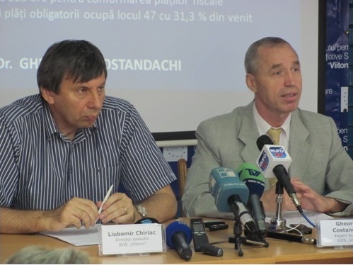  Autorul şi-a argumentat poziţia într-un Policy Brief cu acelaşi generic, făcut public miercuri, 03 octombrie în incinta IDIS „Viitorul”.