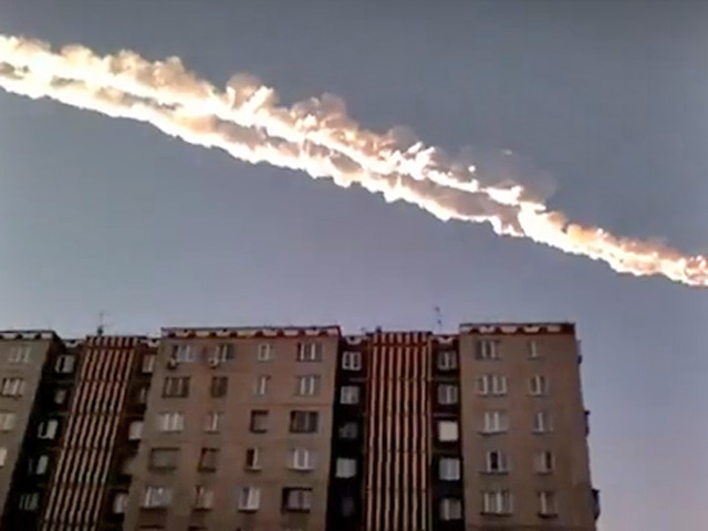 Meteoritul care a semănat panică printre ruși a avut o masă de 10 tone, au anunțat membrii Academiei Ruse de Științe. 