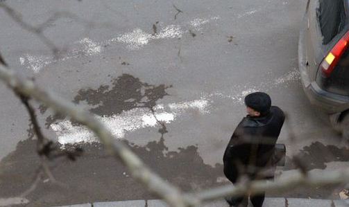 Пешеходы говорят, что из-за отсутствия "зебр" переходить дорогу стало опасно. Водители не обращают внимания на знаки и не останавливаются.