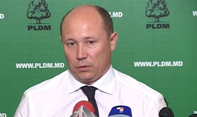 Guvernul a fost demis pe 5 martie printr-o moțiune de cenzură depusă de PCRM.