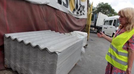 Власти республики никак не решаются запретить использование опасных строительных материалов.