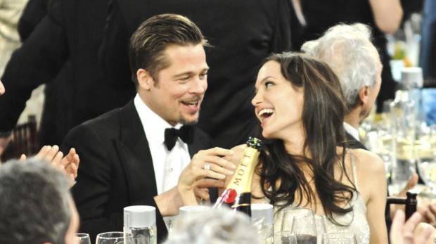 Actorii americani Angelina Jolie şi Brad Pitt intenţionează să se căsătorească în Marea Britanie