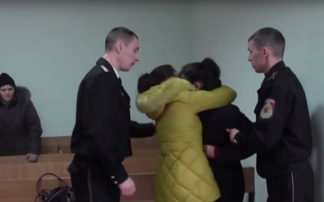 Victoria Pruteanu a compărut din nou în faţa instanţei. Foto: adevarul.ro