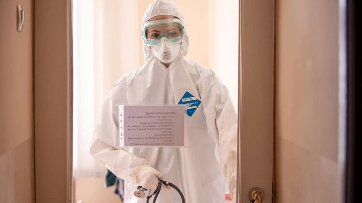 Число инфицированных COVID-19 медработников увеличилось до 257 человек.
