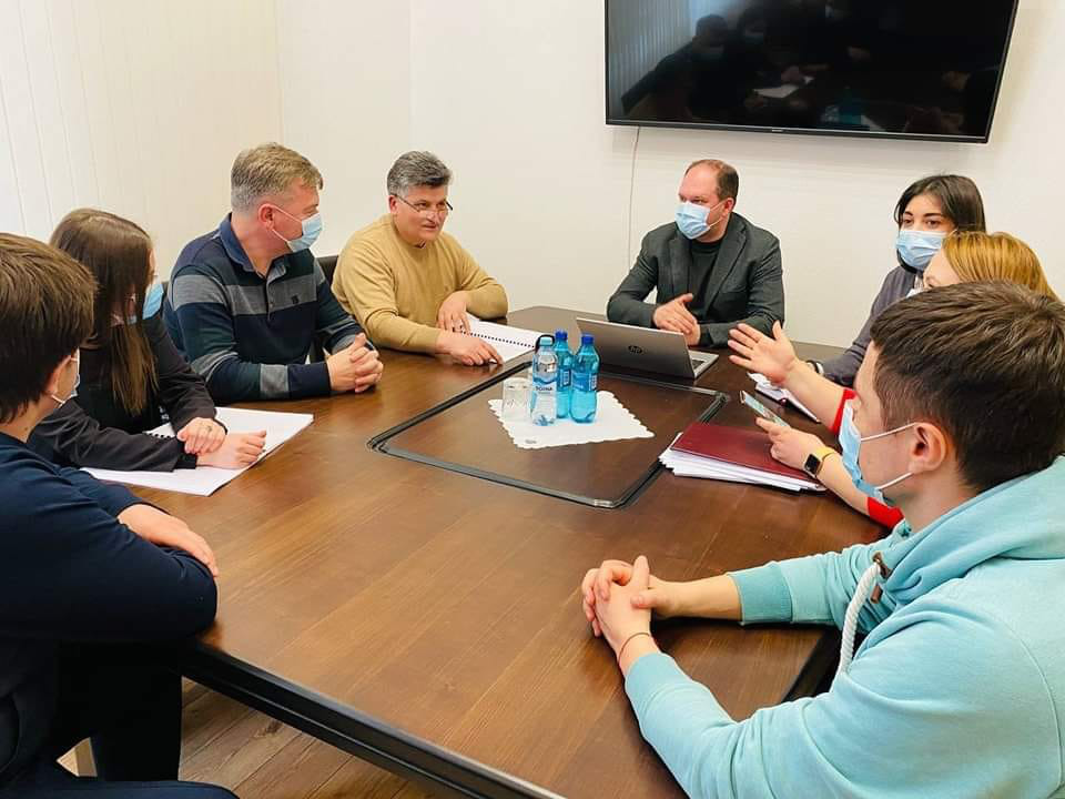 Примэрия Кишинёва выделит 5 млн леев для обеспечения центров размещения беженцев.