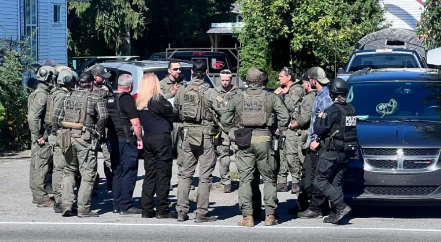 Un bărbat care ar fi plănuit un atac terorist în masă la New York, reținut în Canada.