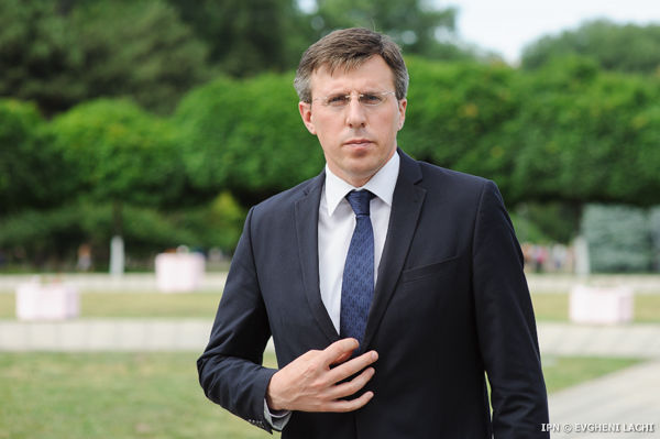 Edilul recunoaşte că există lucruri care trezesc nemulţumiri în rândul chişinăuienilor.