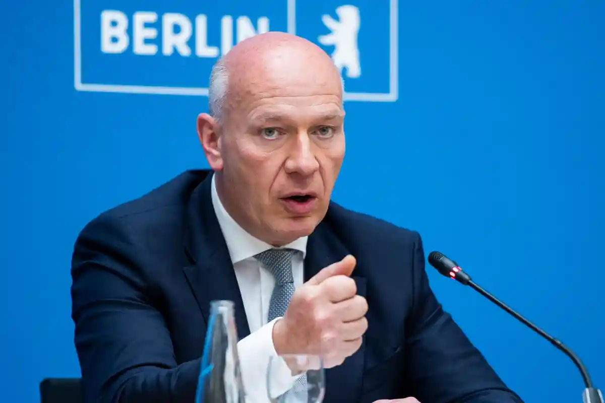 Primarul Berlinului cere deportarea imigranților ilegali din Germania.
