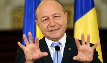 Бэсеску: "Будущее Румынии может основываться и на процессе воссоединения с Молдовой."