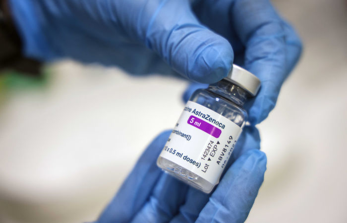 Румыния предоставит Украине 100 тысяч доз вакцины AstraZeneca.