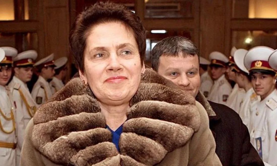Журналисты выяснили, чем занимается жена Януковича.